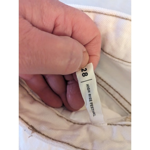 PacSun Women's Ripped High Waisted Festival Denim Shorts White Size 28 or medium - Picture 4 of 8